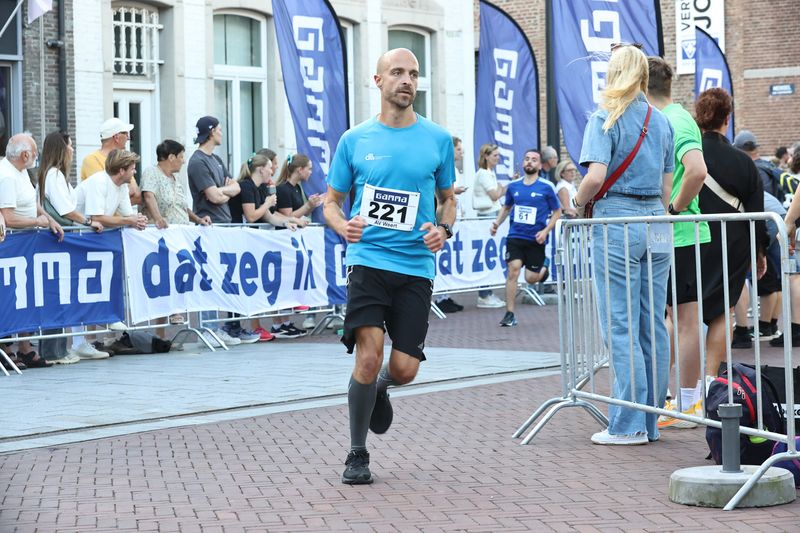 singelloop 20250245.jpg