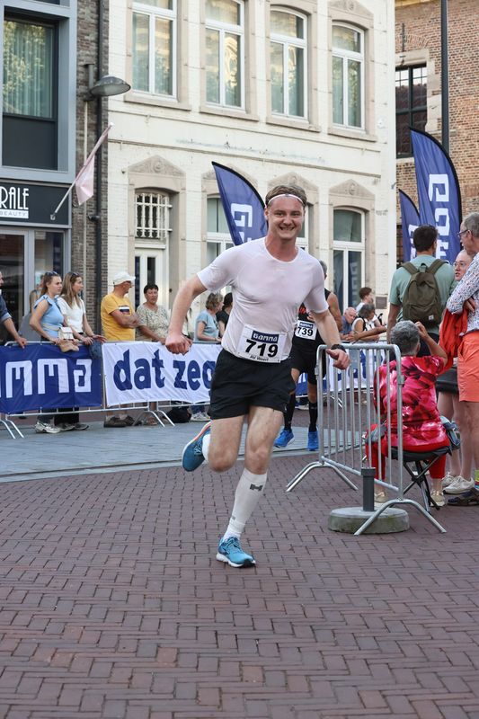 singelloop 20250394.jpg