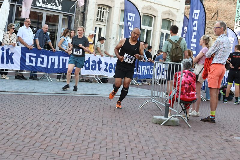 singelloop 20250438.jpg