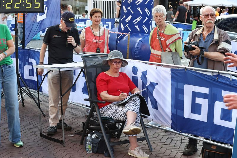 singelloop 20250450.jpg