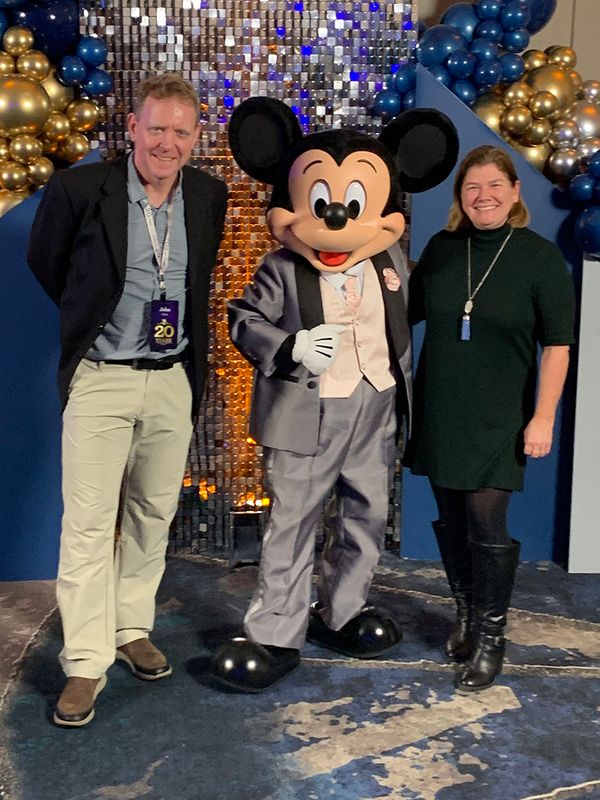 dis20-mickey.jpg
