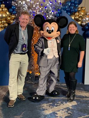 dis20-mickey.jpg