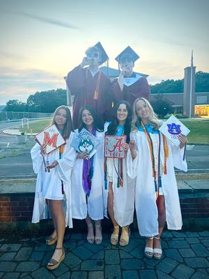 FHS23-grads2.jpg