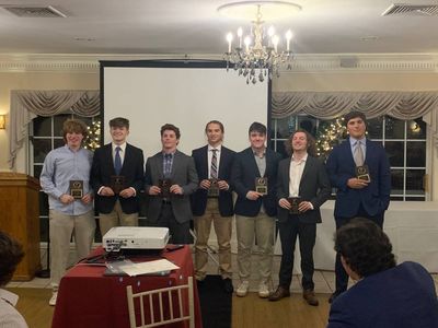 fhsfootball22-seniors.jpg