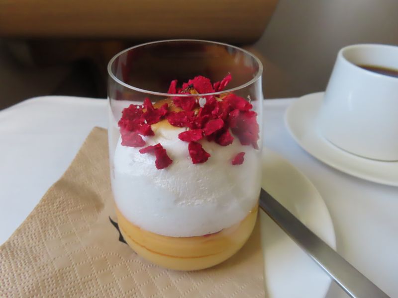 Qantas business class Melbourne to Jakarta