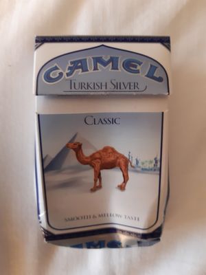 Camel cigarette pack