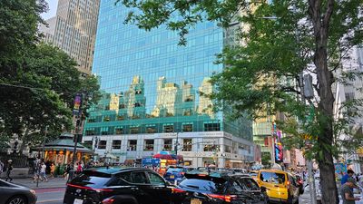 Manhattan Street