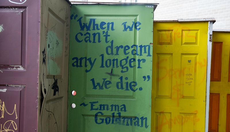 Door inscription 