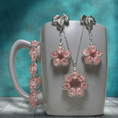 Ancolie Set with Presa Linda Bracelet