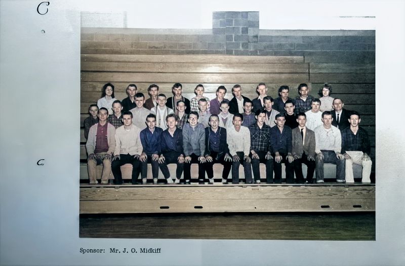 CLASS 64- 022 copy.jpg