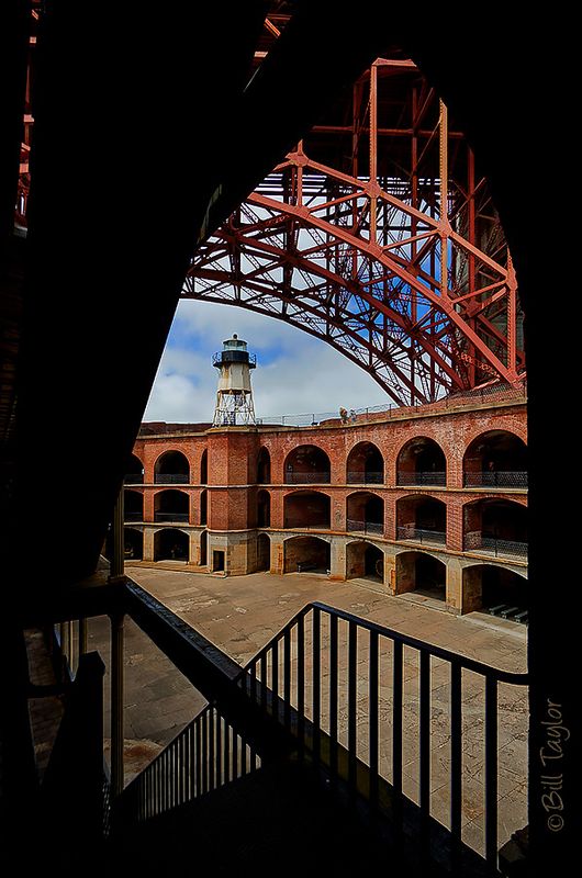 Fort Point / Fort Point Lighthouse