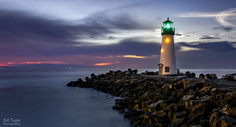 Santa Cruz Breakwater (Walton) Light