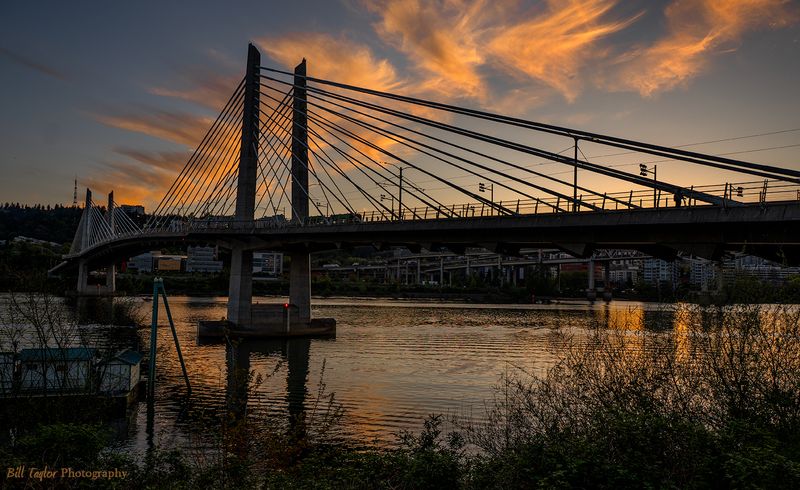 Sunset at Tilikum Crossing