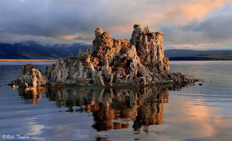 Mono Lake Tufa State Natural Reserve