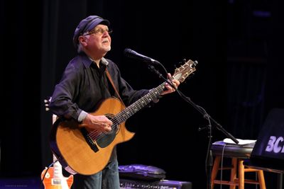 Phil Keaggy 