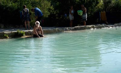_DSC1318-Bagno-Vignoni-Cold-Hot-Springs.jpg