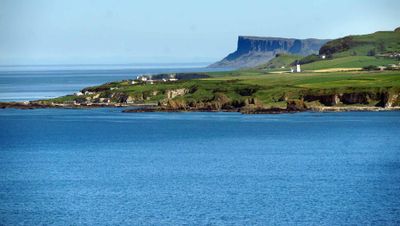 _DSC2756-Looking-back-to-Fair-Head.jpg