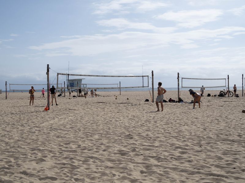 beach volleyball