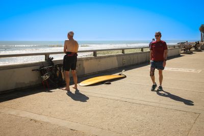 spring strolls on the promenade