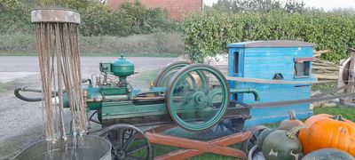 Steam engine