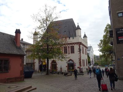 D -Frankfurt am Main 10/2022