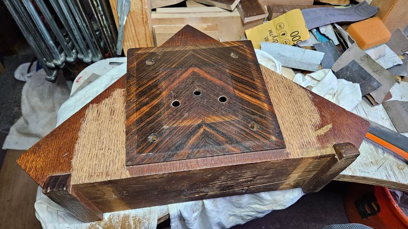 Amsterdamse school klokken restored