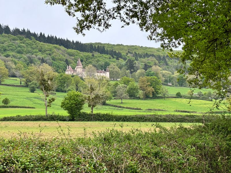 Le Château de Bazoches du Morvan