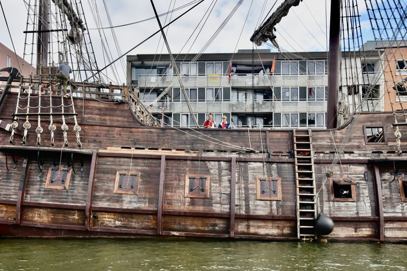 Kweekschool v.d. Zeevaart Roeiploeg Oud-Kwekelingen en Roeiploeg 't Kaagschuim van KWV De Kaag, Warmond