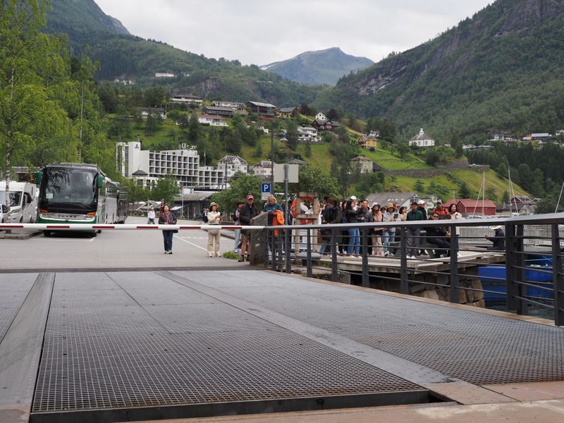 P7261524.jpg