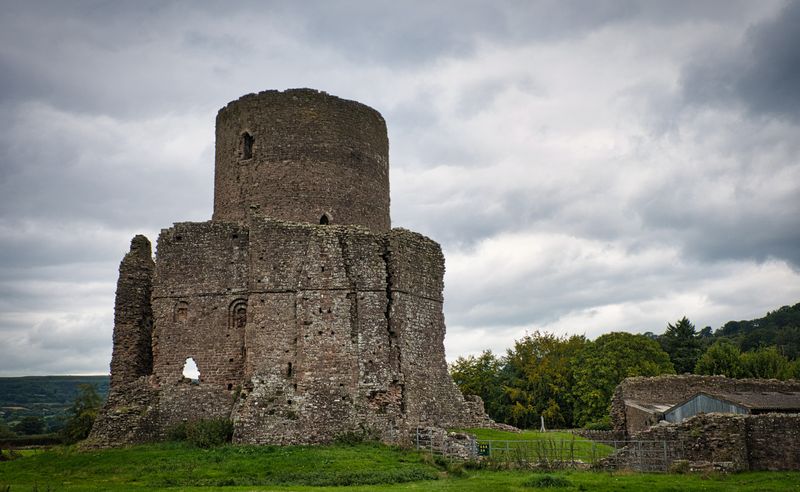 Tretower Court and Castle