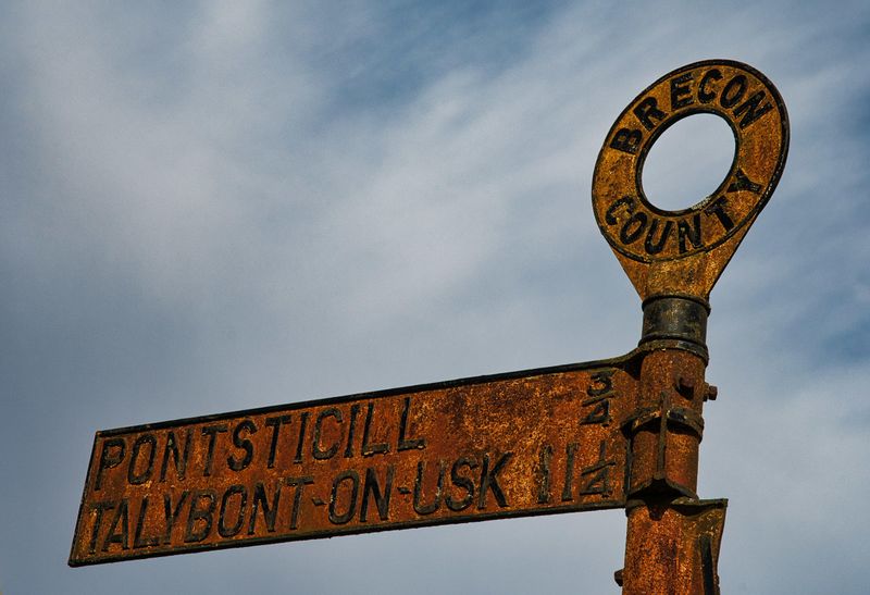 This way to the tongue twister.