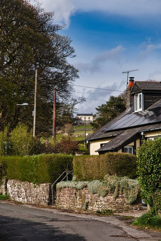 Houses in Vaynor.