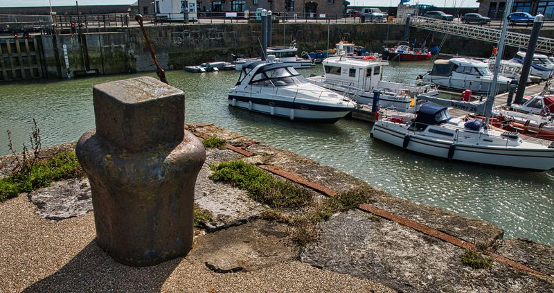 Mooring for when the boats were bigger.