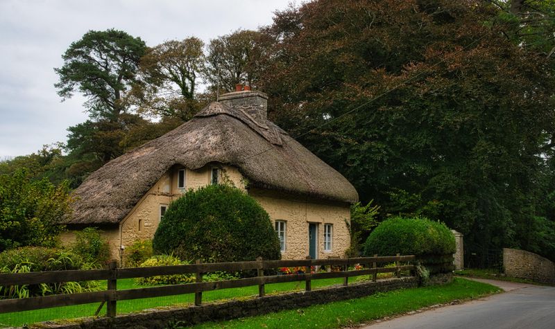 Thatched cottage in Merthyr Mawr.