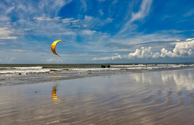 Kite surfing lessons at Porthcawl.