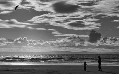 Learning the ropes from dad, Rest Bay.