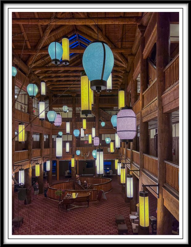 Many Glacier Hotel