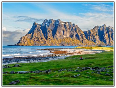 Uttakleiv Beach
