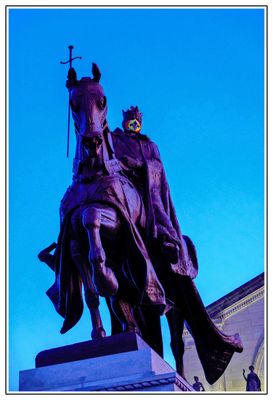 King Louis IX with Face Mask