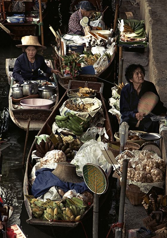 LADY-BOAT-GROUP.jpg
