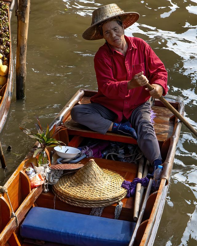 LADY-BOAT-7.jpg