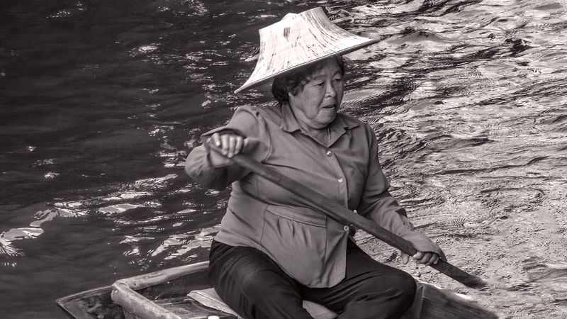 LADY-BOAT-11-BLACK-AND-WHITE.jpg