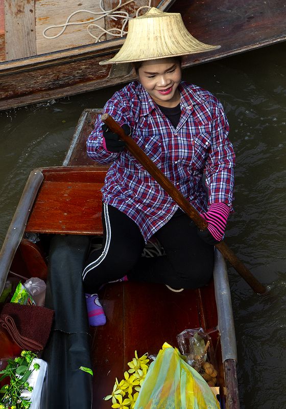 LADY-BOAT-12.jpg