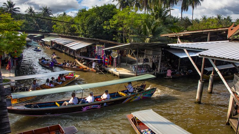 BOAT-TRAFFIC.jpg