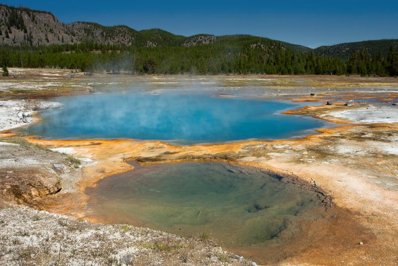 Black Opal Pool, Biscuit Basin