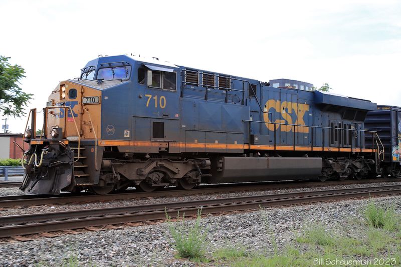 CSX 710