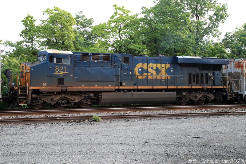 CSX 821