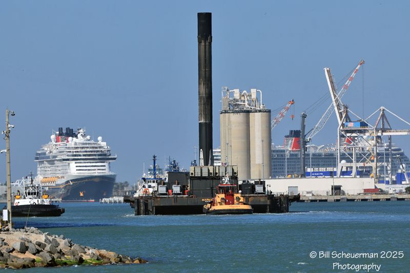 Falcon 9 booster returns to Port Canaveral