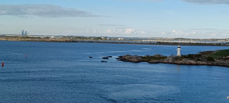 The southern Gothenburg archipelago(island chain) lies off the coast of Gothenburg, Sweden's second-largest city