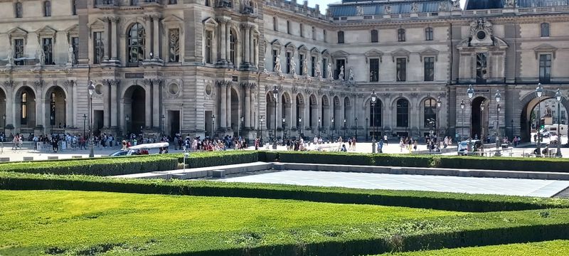 Originally a military facility, the Louve Palace is now mostly used by the Louvre Museum, which first opened there in 1793